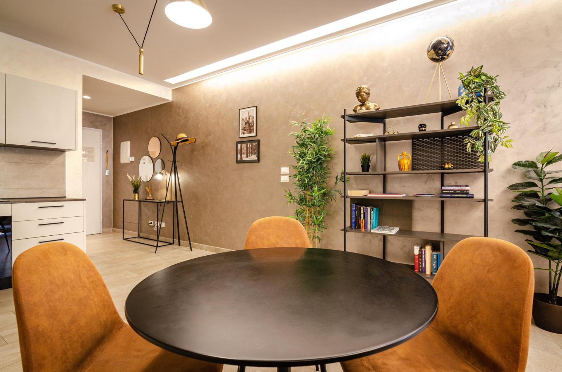 Goito Luxury Apartment, In The Historical Center Болонья Экстерьер фото