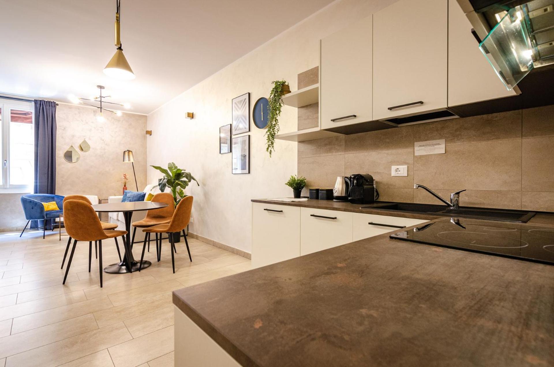 Goito Luxury Apartment, In The Historical Center Болонья Экстерьер фото